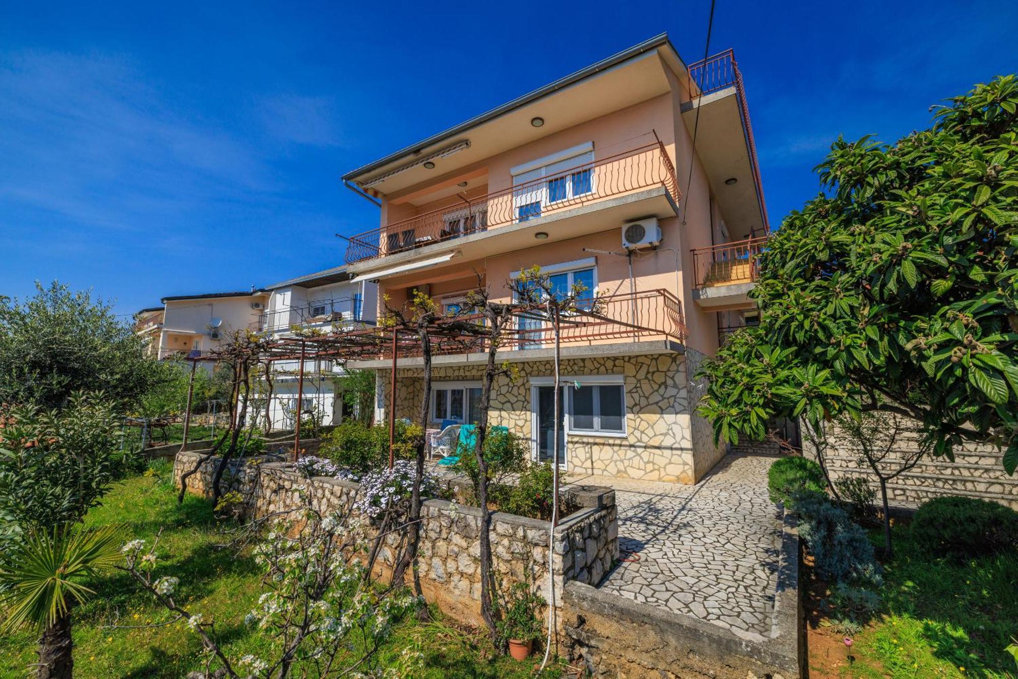 Apartments Melita Dramalj Exterior photo